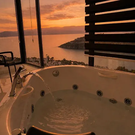 Turquoise With Jacuzzi And Private Pool Villa *