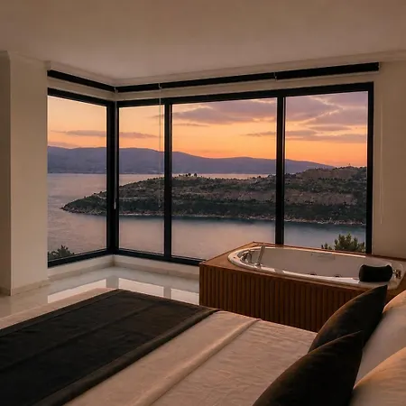 Turquoise With Jacuzzi And Private Pool Villa Milas