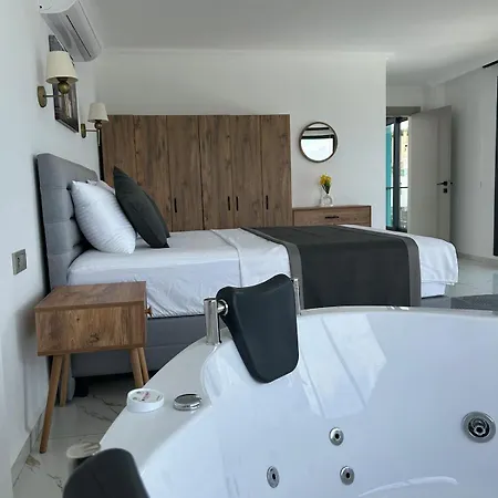 Villa Turquoise With Jacuzzi And Private Pool