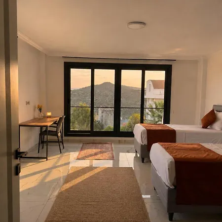 Turquoise With Jacuzzi And Private Pool * Milas