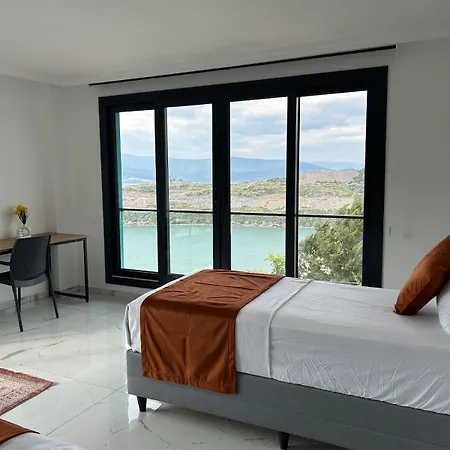 Turquoise With Jacuzzi And Private Pool Villa *