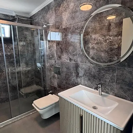 Turquoise With Jacuzzi And Private Pool Milas