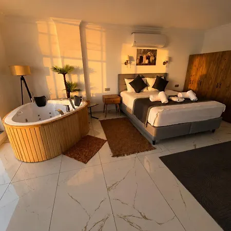 Turquoise With Jacuzzi And Private Pool Villa Milas